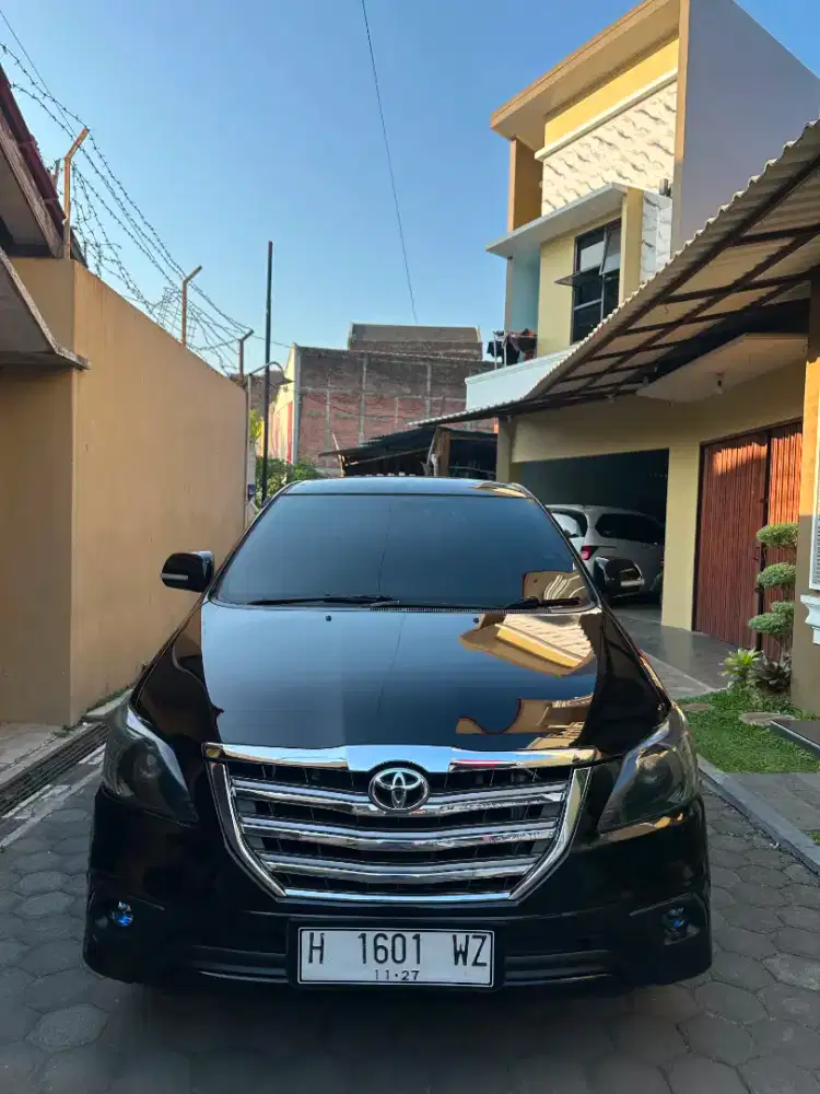 Innova 2.0 G Matic Pertalite Hitam Tahun 2015