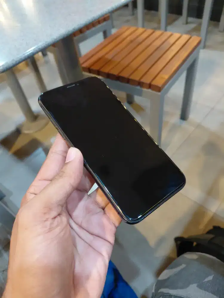 Iphone XS 256 inter UDA DIPAKAI LAMA BANGET ALL OPERATOR.MULUS LCD ORI