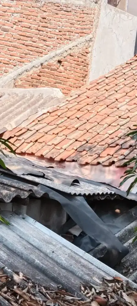 dicari 1 org tukang bangunan/ bukan kenek