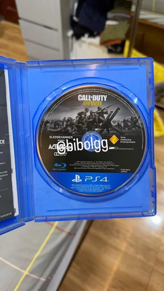 PS 4 PRO 1TB BESERTA KASET