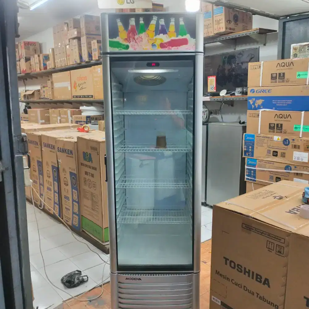 Jual showcase merk MODENA kapasitas jumbo kondisi normal no minus