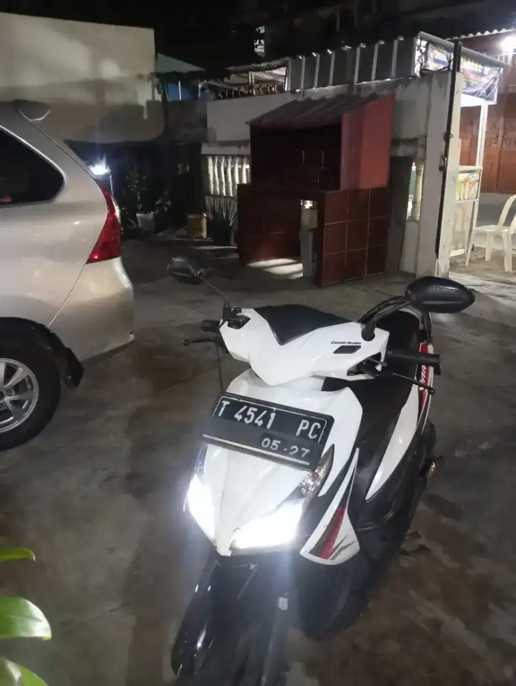 Jual cepat Vario Agnes F1 LED 2017