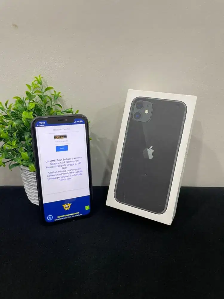 IPhone 11 128GB Black mulus Fullset BH 87% Imei Bea Cukai Permanent