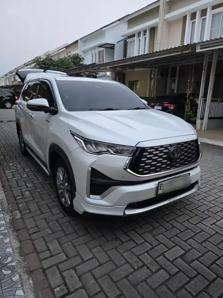 Zenix Q Modelista 2023 Spesial Condition