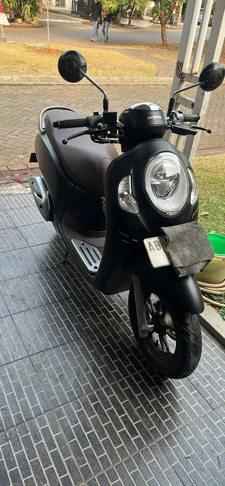 Dijual Scoopy Prestige Hitam 2024 Mulus