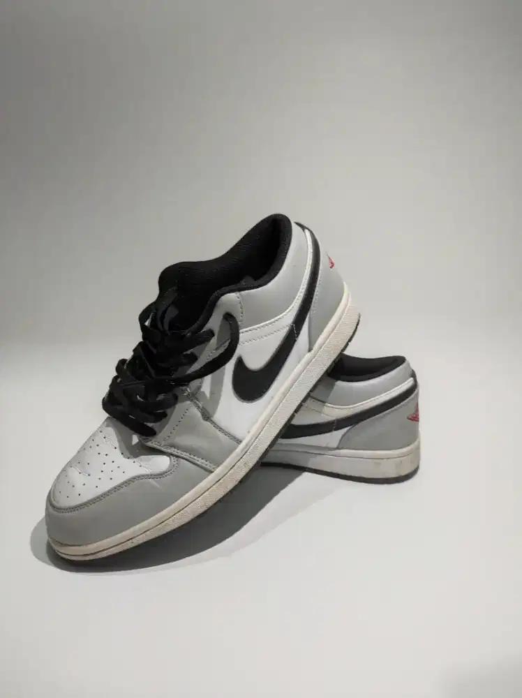 Air Jordan 1 Low 'Light Smoke Grey'