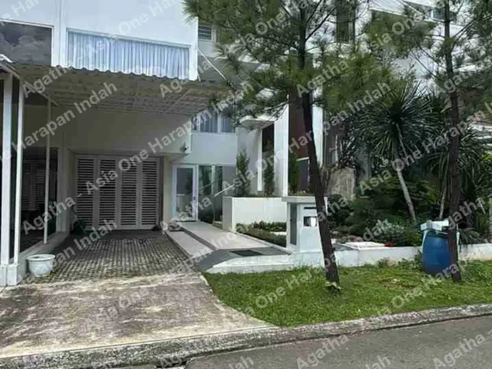 Rumah 3lantai dijual bawah harga pasar cluster Asera One East, kota Harapan Indah Bekasi