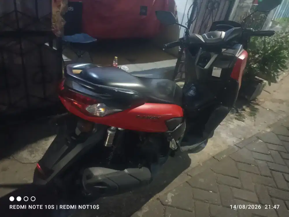 Yamaha NMAX 2023