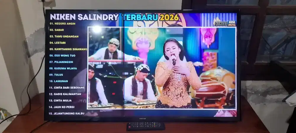 Dijual Smart TV Samsung 40 inch