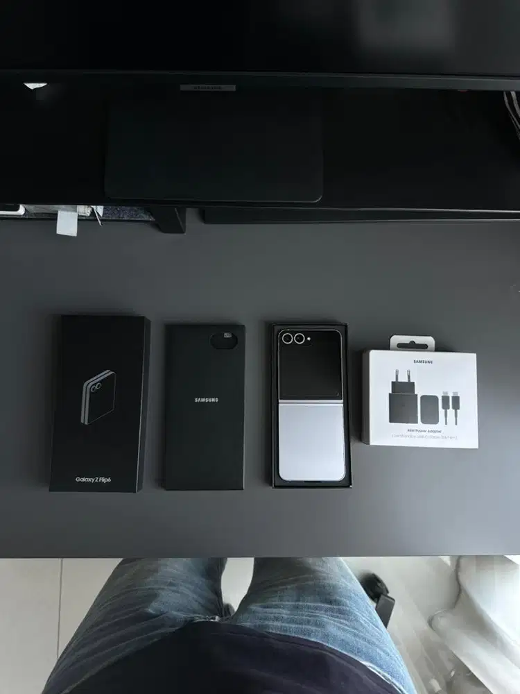 Samsung Flip6 (12/256)