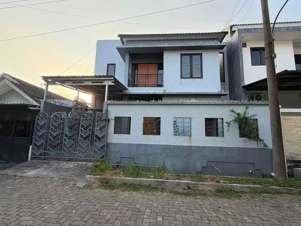Djual rumah 2 lantai semarang barat