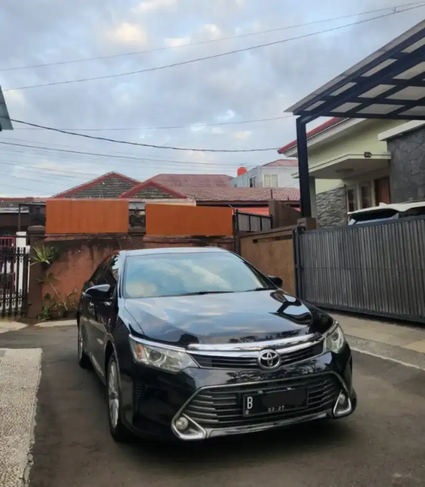 Toyota Camry V AT Nik 2016