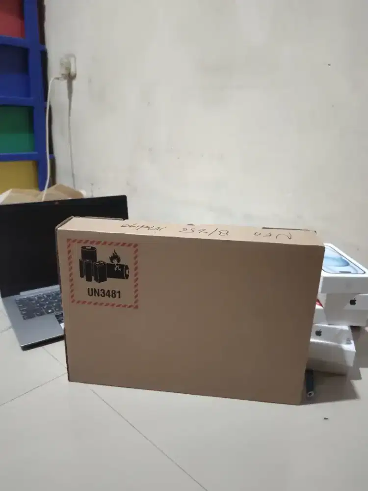 macbook neo 256 new segel resmi Indonesia