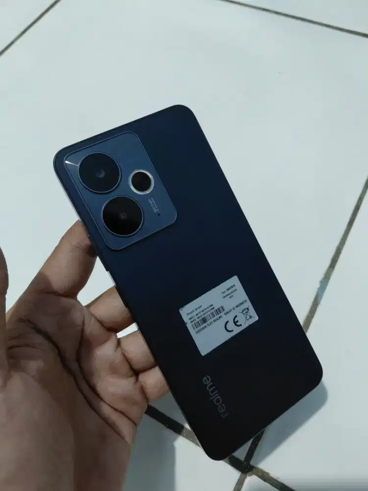 Realme 14t 5G 8/128 lengkap mulus bs tt