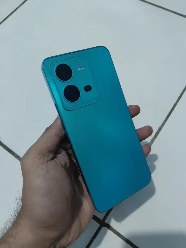 Vivo v25 5G 8/256 lengkap mulus normal bs tt