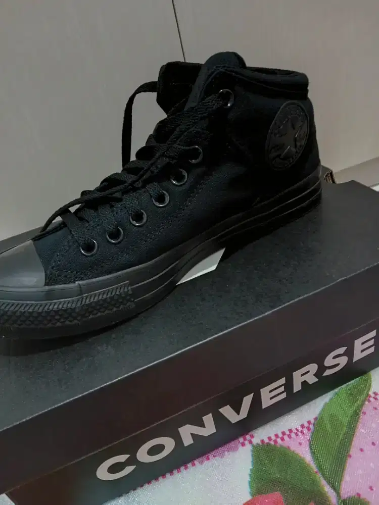 SEPATU CONVERSE BARANG BARU