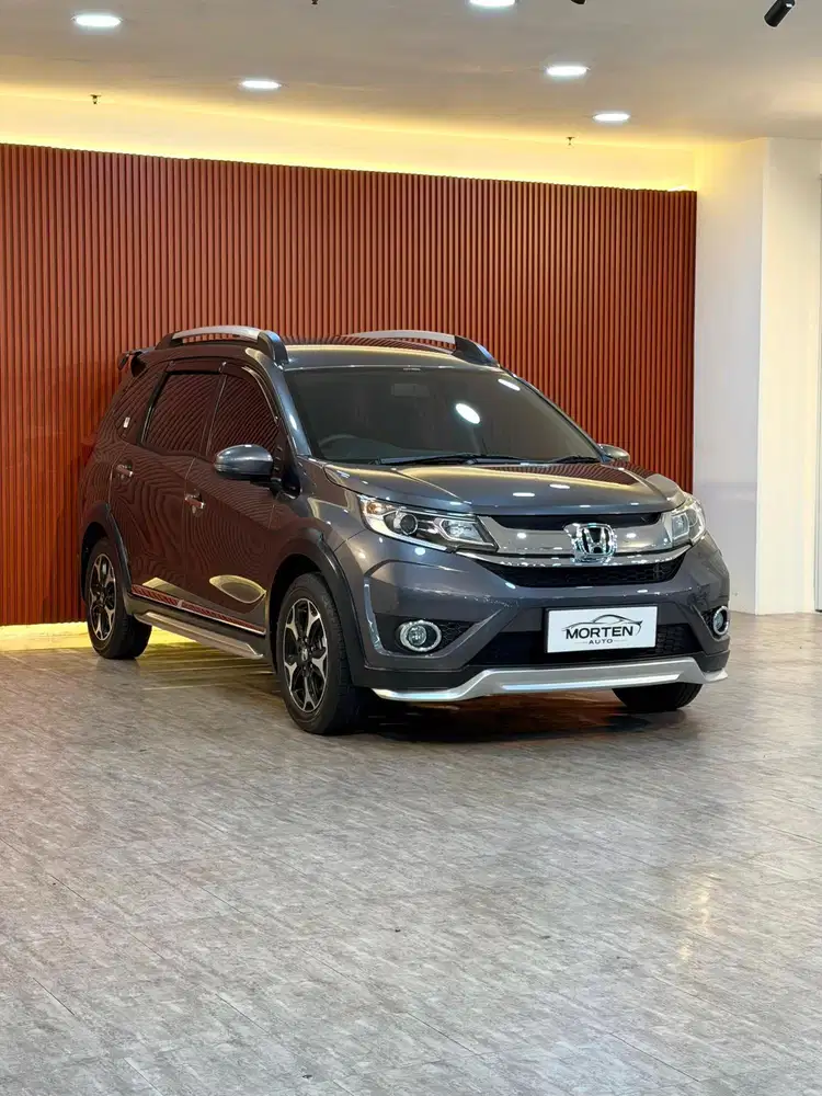 Honda BR-V 1.5 E Prestige CVT 2017 Odo 4 Ribu Record Antik Bergaransi