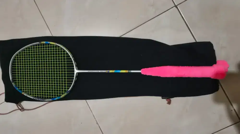 Di Jual Raket Badminton Yonex Nanoflare Game 700
