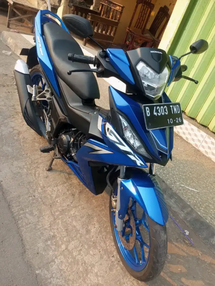 Honda Supra GTR 150