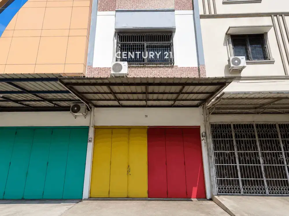 Ruko 3 Lantai Jl Veteran Utara Lokasi Emas Pusat Kota Siap Pakai