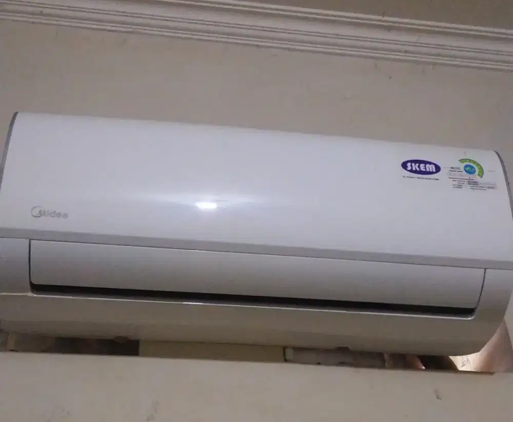 AC MIDEA 1/2 PK
