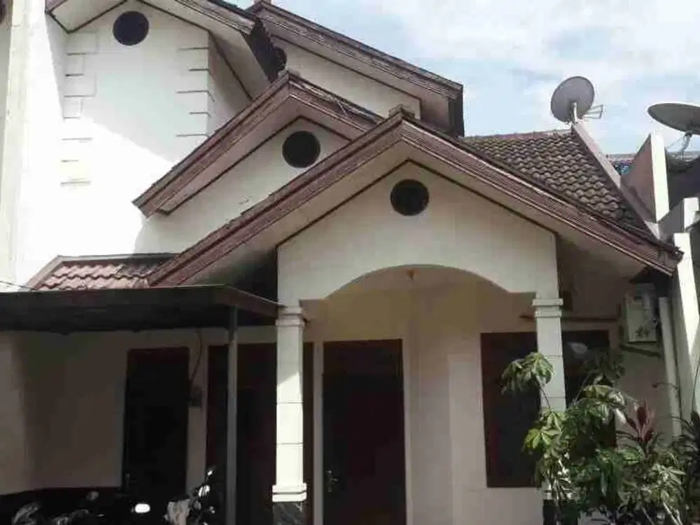 Rumah di Town House Pondok Kelapa Duren Sawit Jakarta Timur