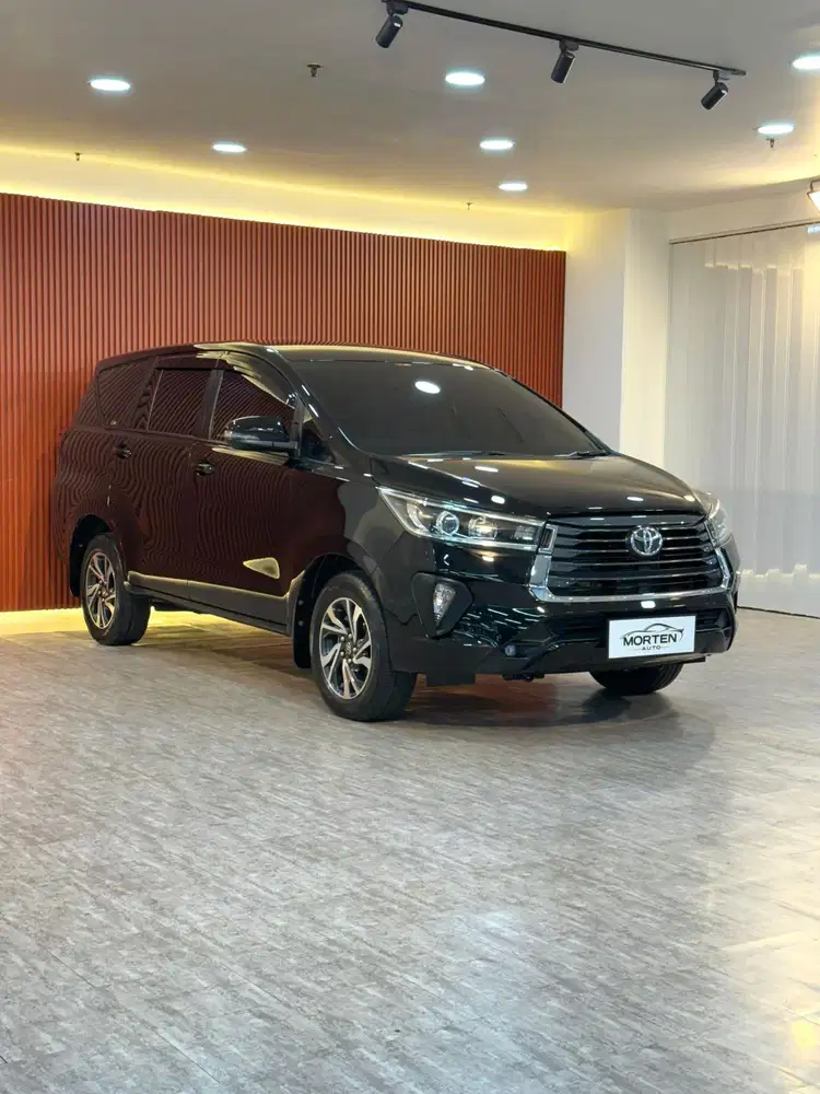 Toyota Kijang Innova 2.4 V 2022 Odo 22 Ribu Record Antik Bergaransi
