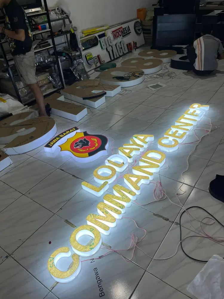 Jasa Reklame Huruf Timbul & Logo Neon Box Custom Bandung