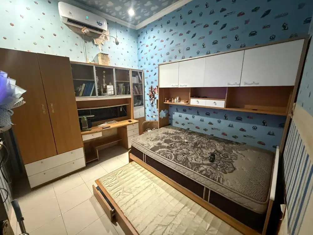 satu set furnis kamar