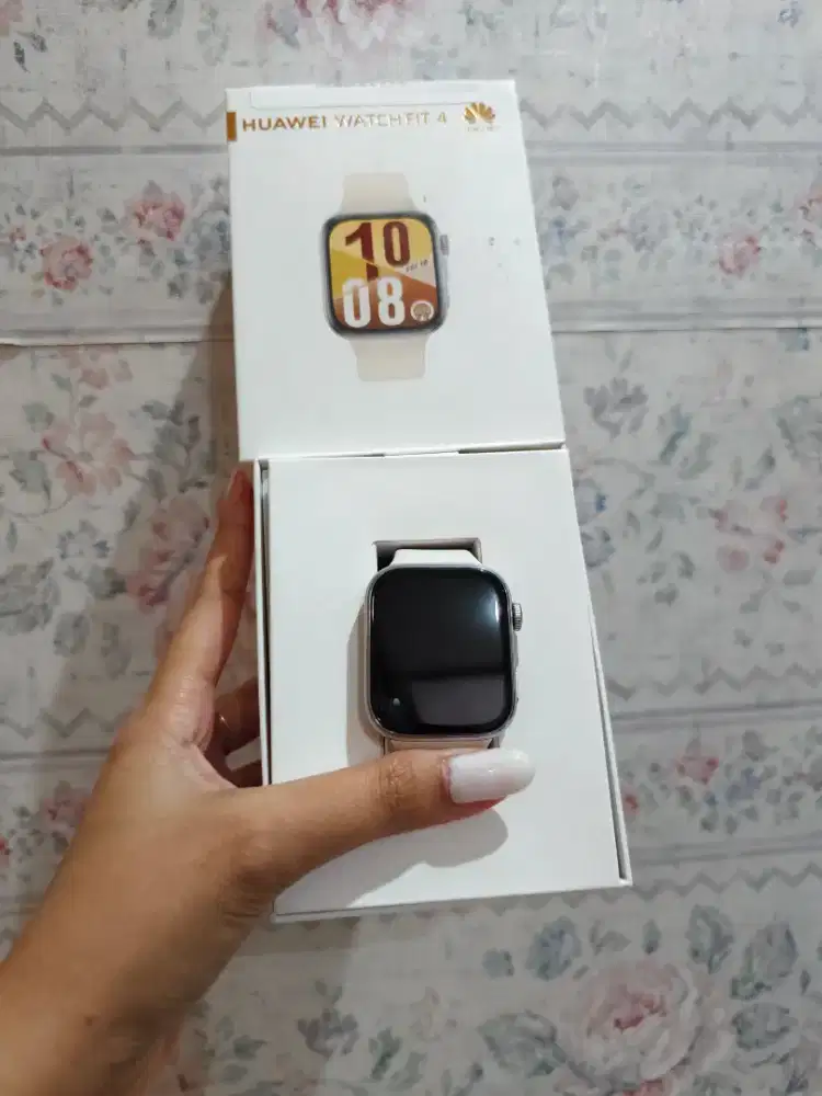 Huawei Watch Fit 4 Fullset Resmi