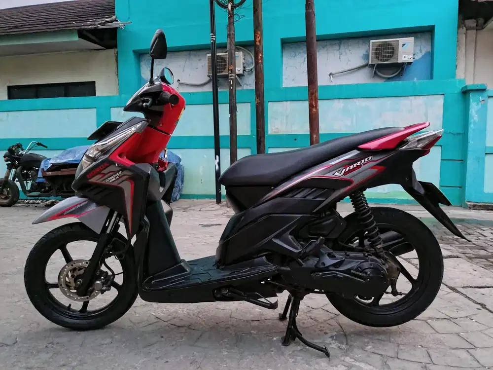 Honda Vario techno CBS 2012. Stater tokcer halus mulus terawat