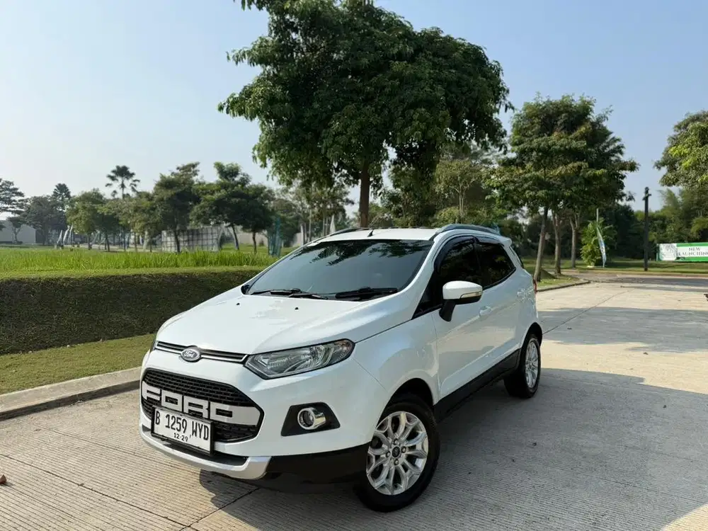 Ford Ecosport Titanium Automatic 2015 Putih Sunroof