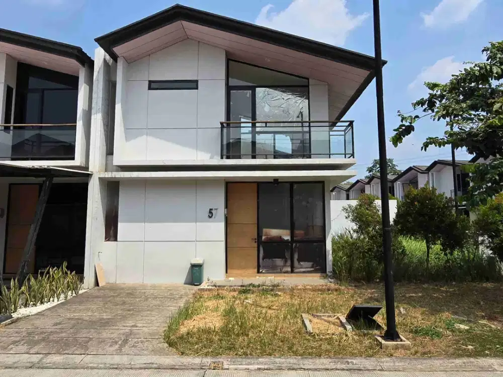 RUMAH 2 Lantai LIPPO KARAWACI Cluster Cendana PARC Tipe 3 HOEK Siap Huni