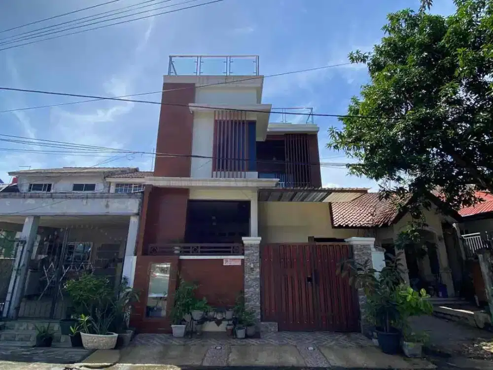 DiJual Rumah Anggrek Sari 2,5 Lantai Dekat Mall Baru Selangkah ke Venesian Mall Sertipikat Hak Milik