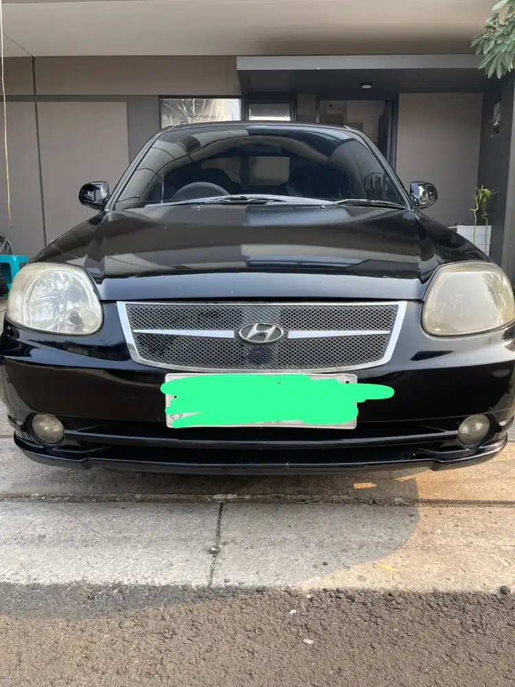 Hyundai Avega 2008 Hitam 1.5 Bensin Mobil Sehat Normal