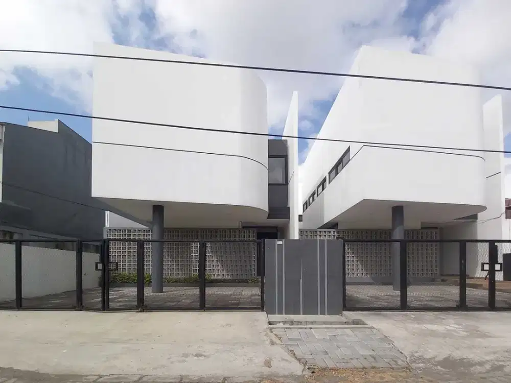 Dijual Rumah Baru Bauhaus Residence Gayung Kebonsari REV.A980