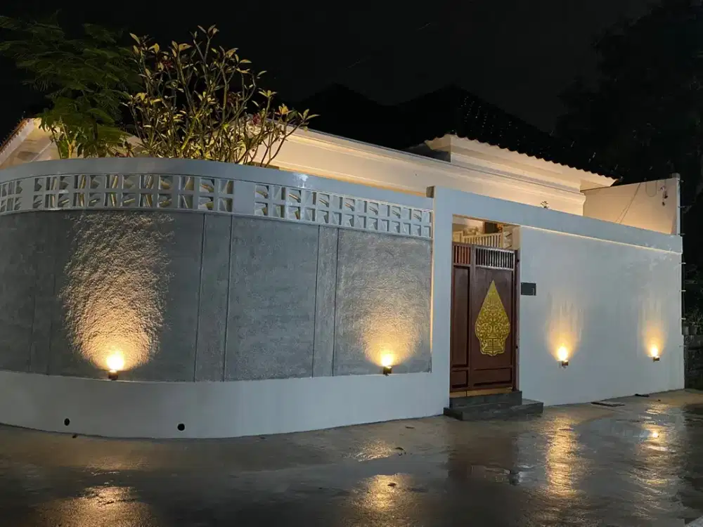 Dijual Rumah Siap Huni Semi Furnished Lokasi Colomadu,Karanganyar Luas 245m2