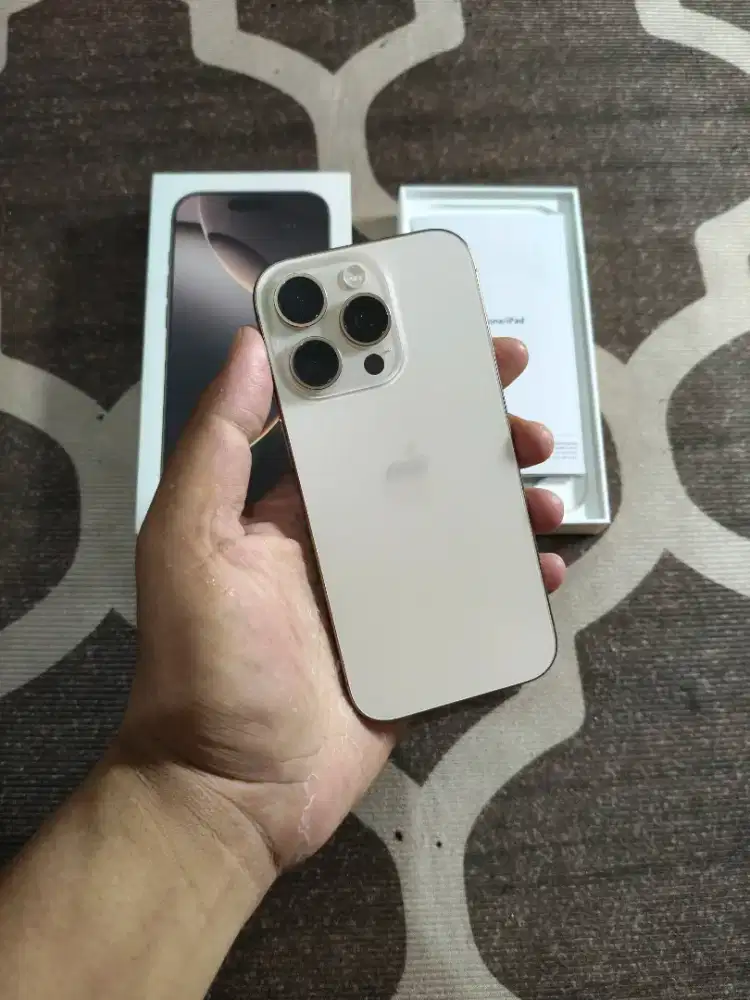 Iphone 16 pro 128gb ibox garansi on fullset mulus