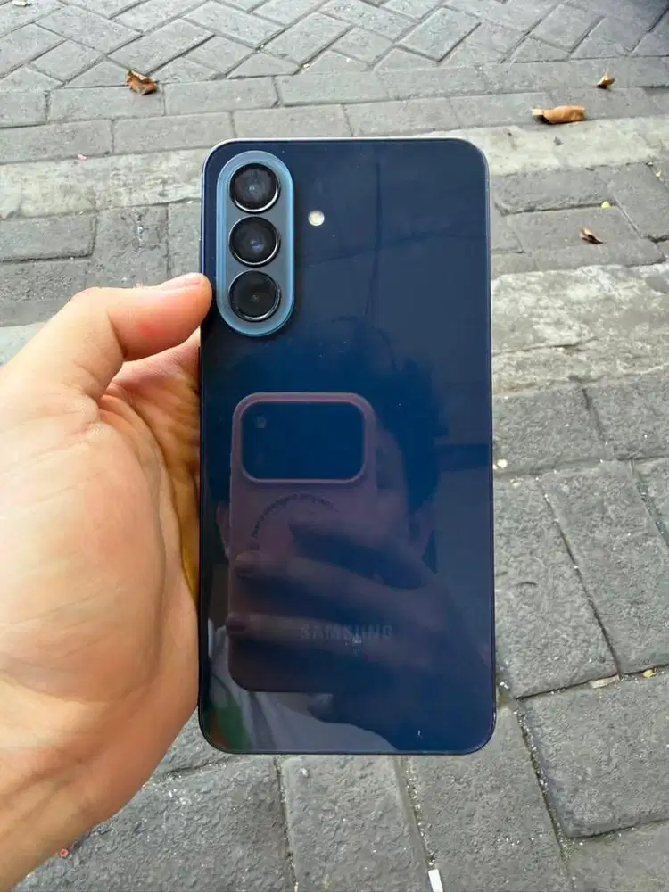 samsung A57 8 256