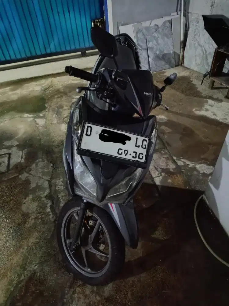 Jual santai vario 125 kzr 2014