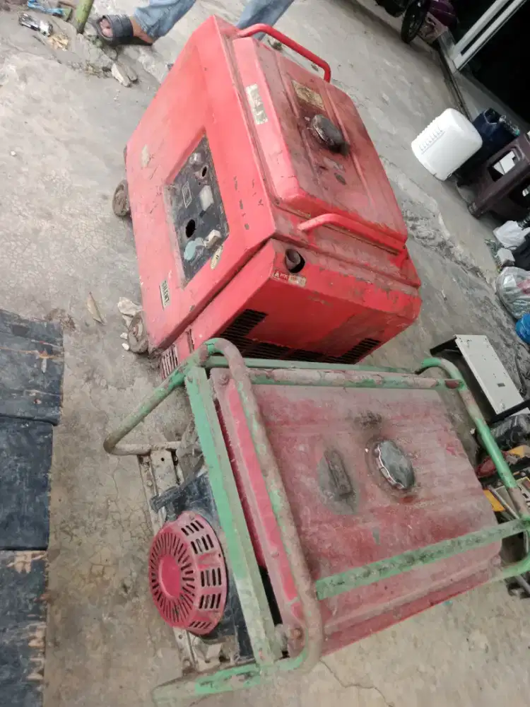 Saya membeli genset dan ac rusak ya gan