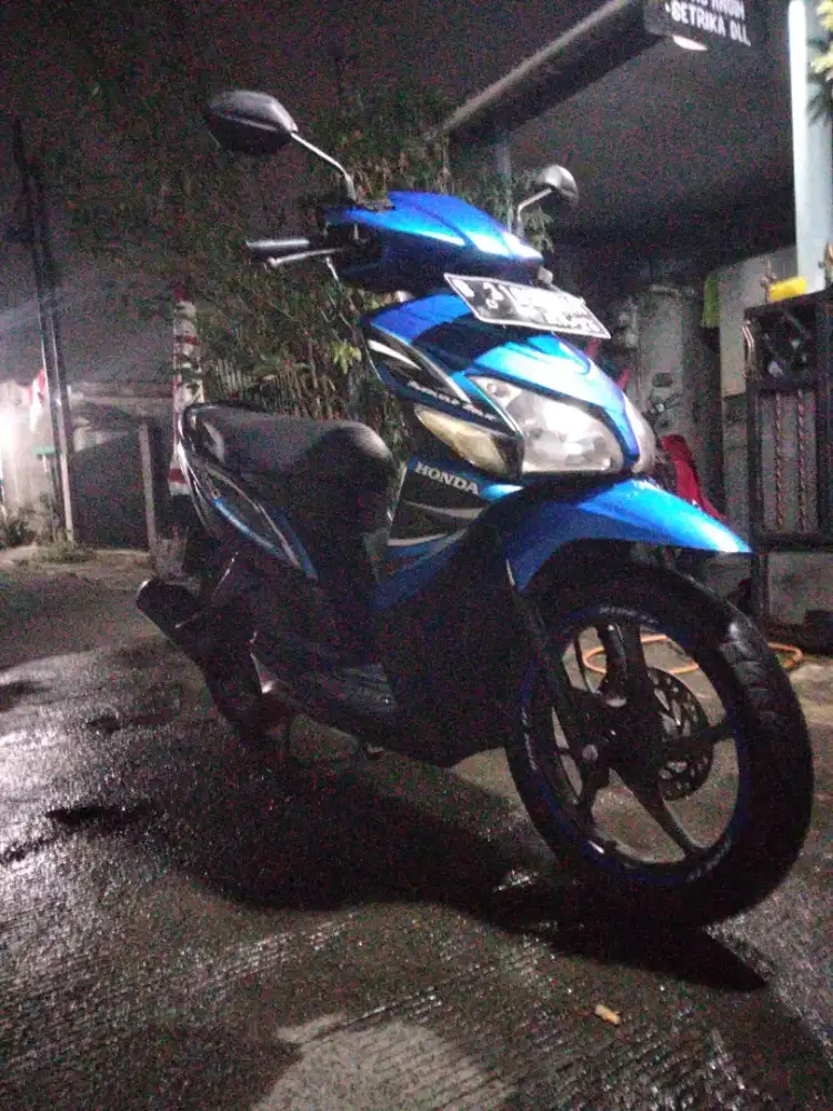 Honda Vario karbu 2008