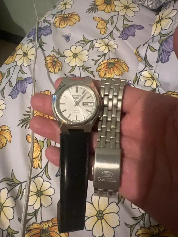 Seiko 5 white Dial