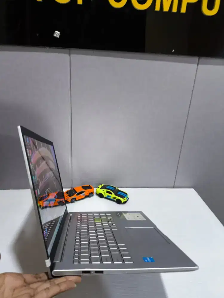 OLED ASUS VIVOBOOK X513EAN / K513EA-307 GEN 11 LIKE NEW 15,6 SLIM
