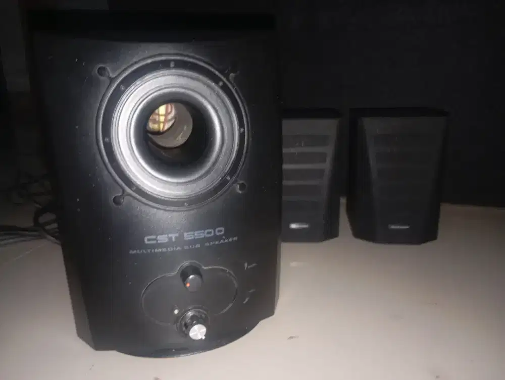Speaker aktif simbada CST 5500