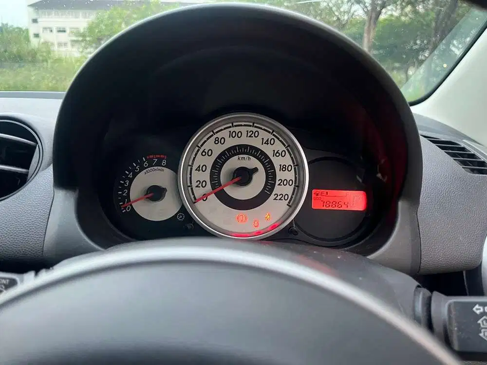 Mazda 2 2009 Bensin