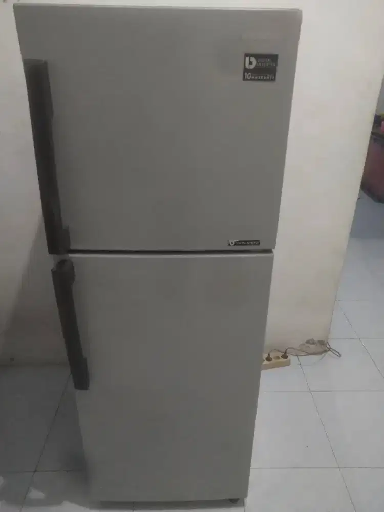 Dijual kulkas samsung inverter jumbo