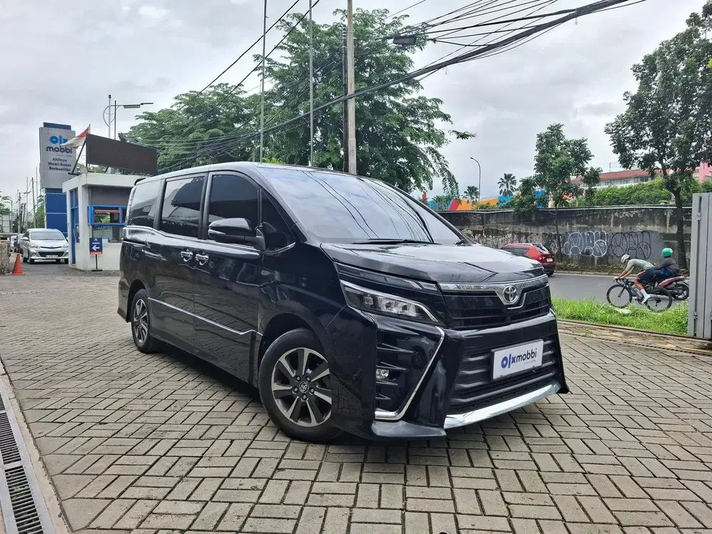 [BUNGA 0%] Toyota Voxy 2021 SRW