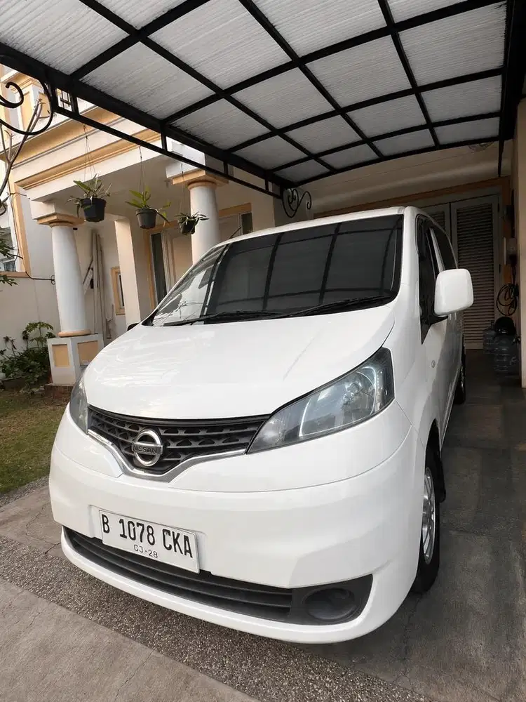 Evalia 2012 1.5 XV Manual Good Condition