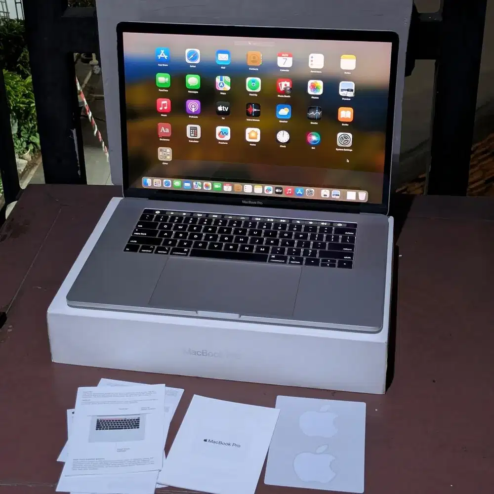 Macbook pro core i9 ibox 16/512 2019 15.4 fullset laptop apple